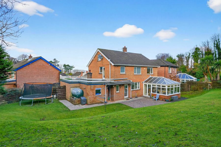 31 Glen Ebor Park
