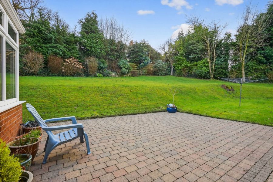 31 Glen Ebor Park