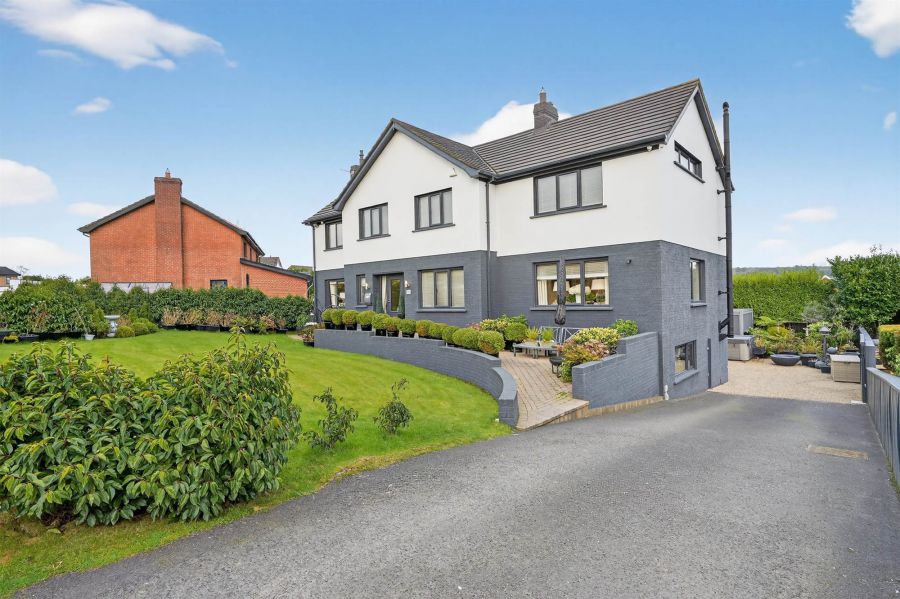 12 Crawfordsburn Park