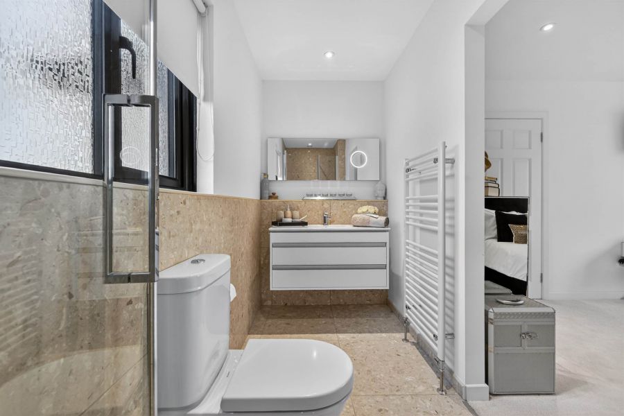 12 Crawfordsburn Park