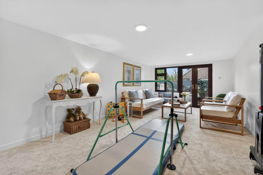 12 Crawfordsburn Park