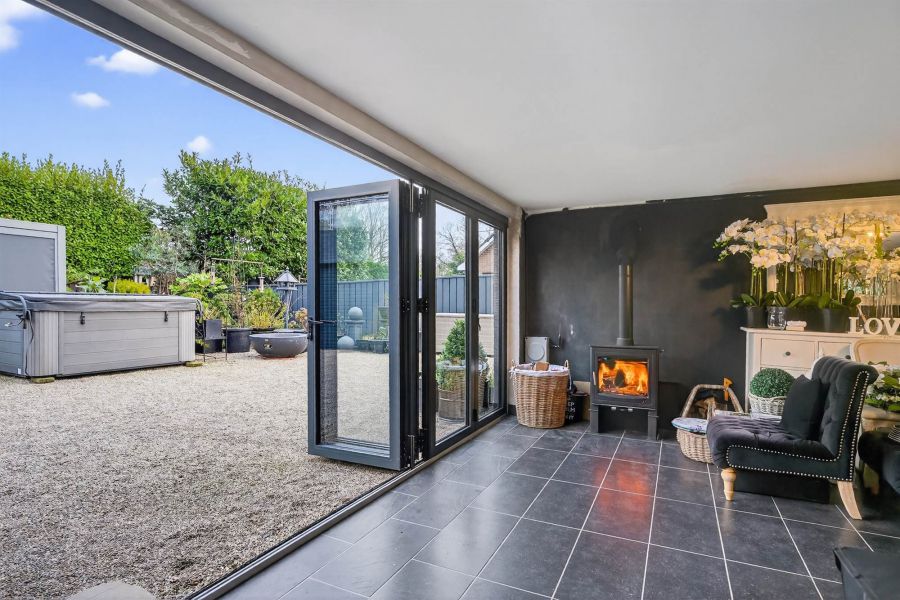 12 Crawfordsburn Park