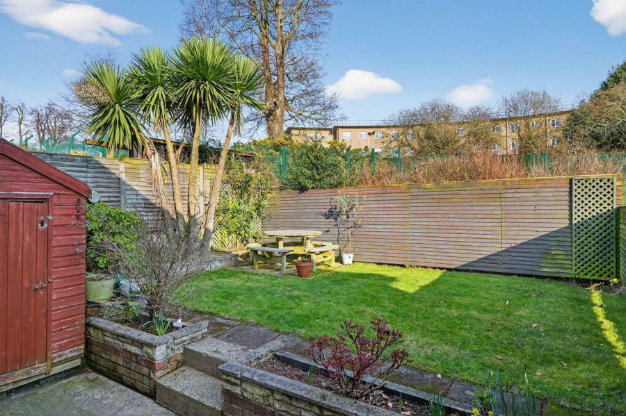 50 Garnerville Gardens