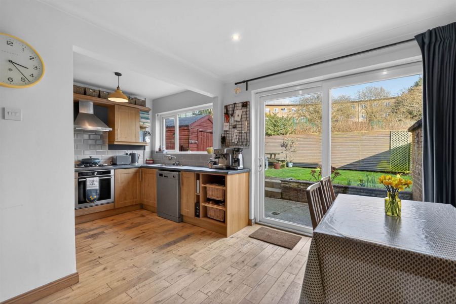 50 Garnerville Gardens