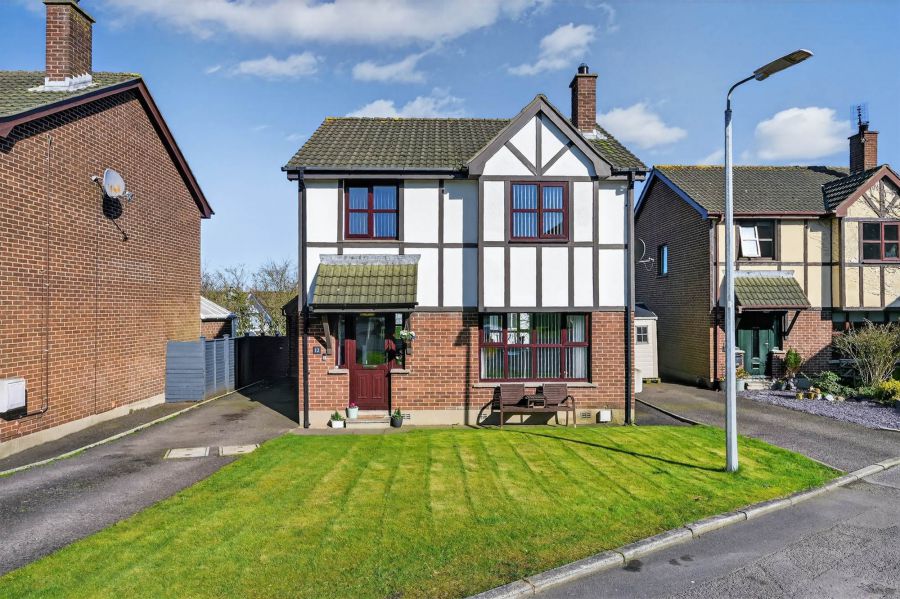 12 Hampton Mews, Bangor, BT19 7GJ