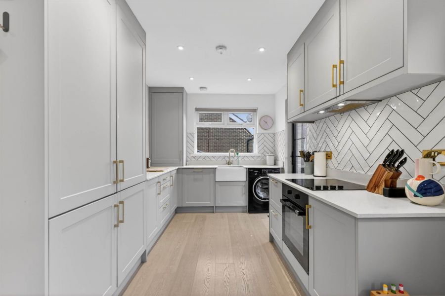 36 Sinclair Road North