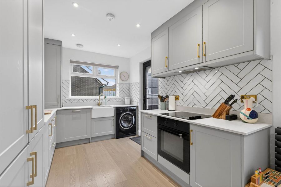 36 Sinclair Road North