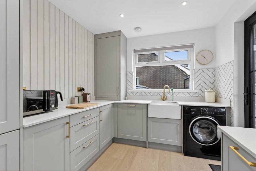 36 Sinclair Road North