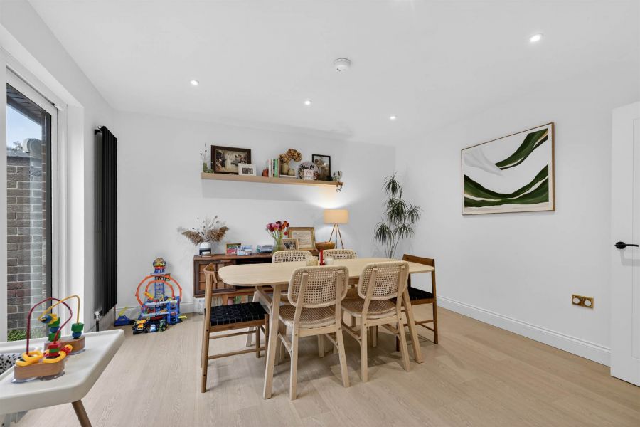 36 Sinclair Road North