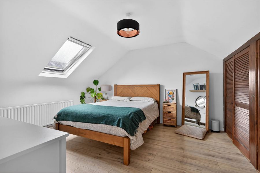 36 Sinclair Road North