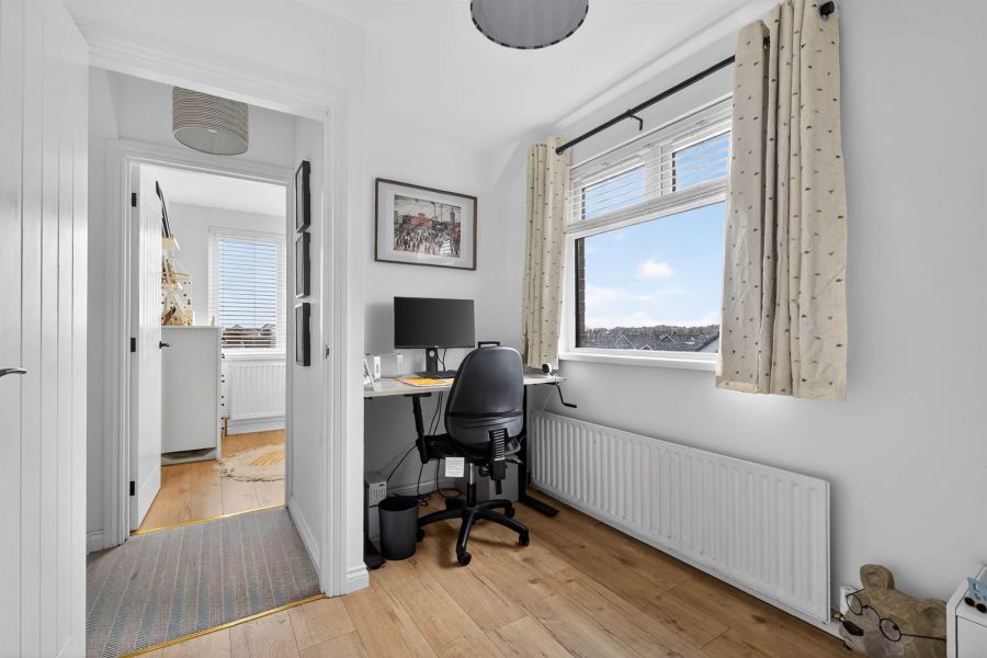 36 Sinclair Road North