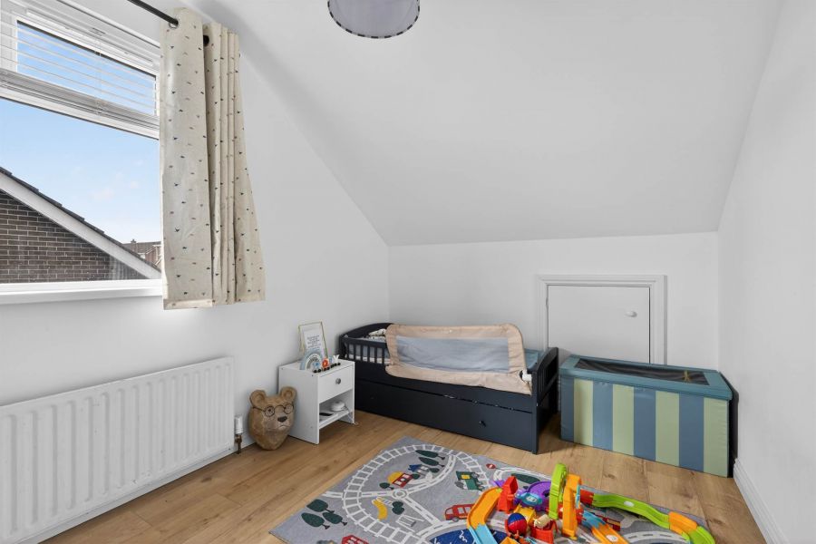 36 Sinclair Road North