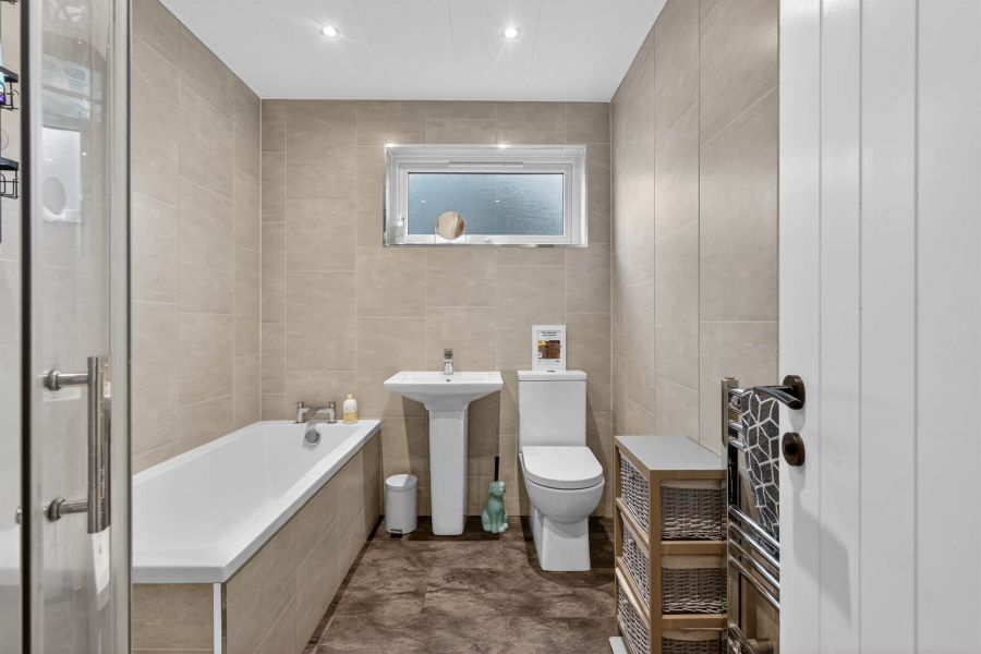 36 Sinclair Road North