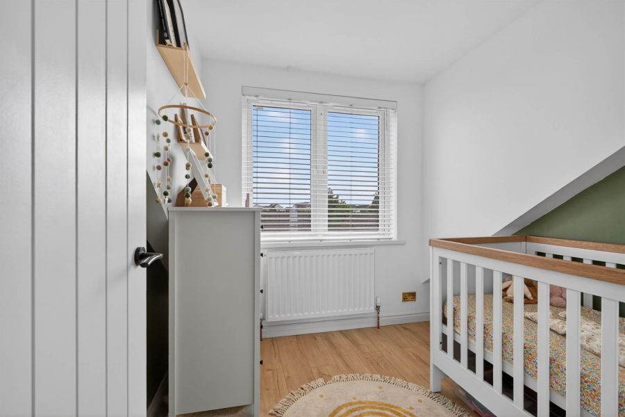 36 Sinclair Road North