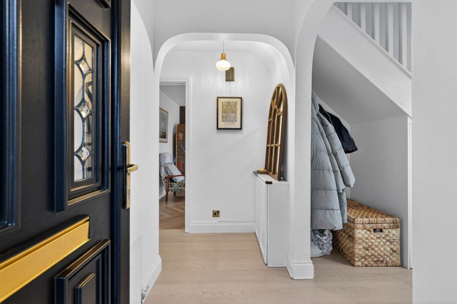 36 Sinclair Road North