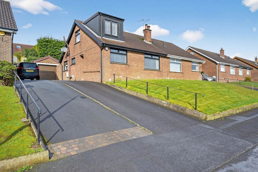 36 Sinclair Road North