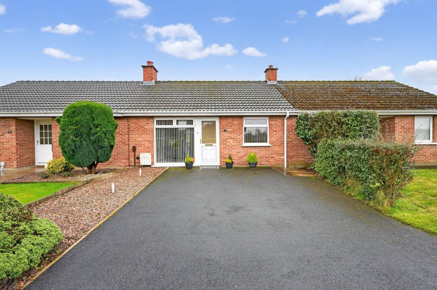 9 Cedar Grove, Holywood, BT18 9QG