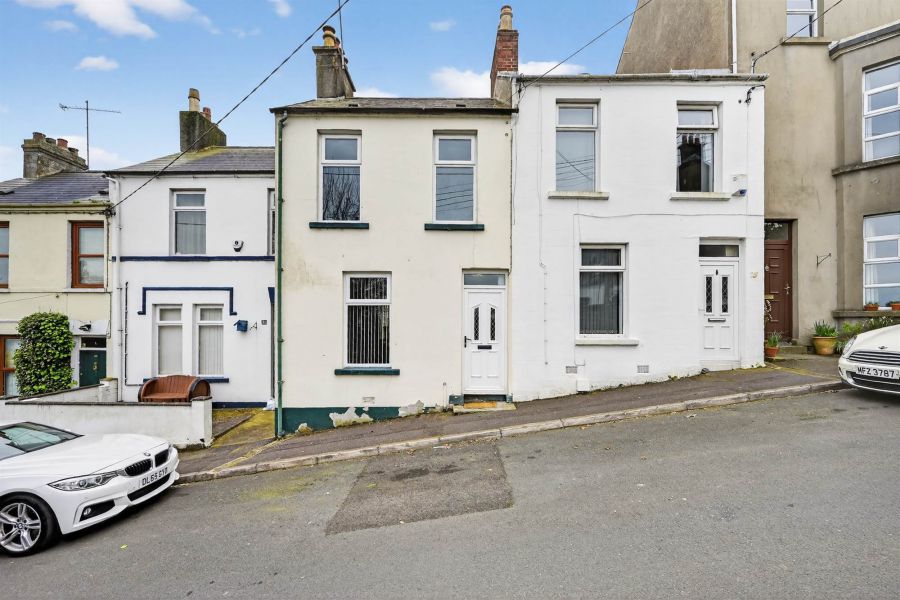 73 Railwayview Street