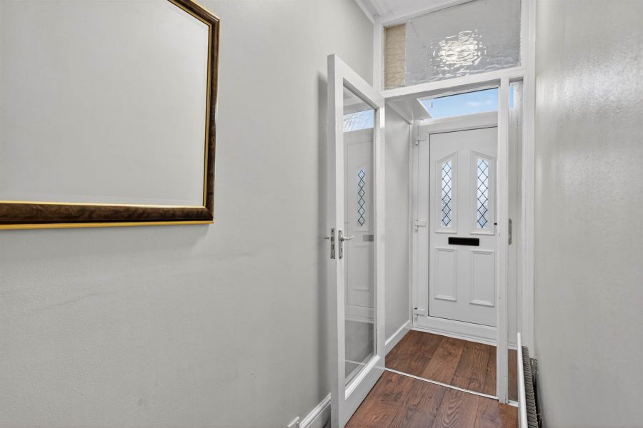 73 Railwayview Street