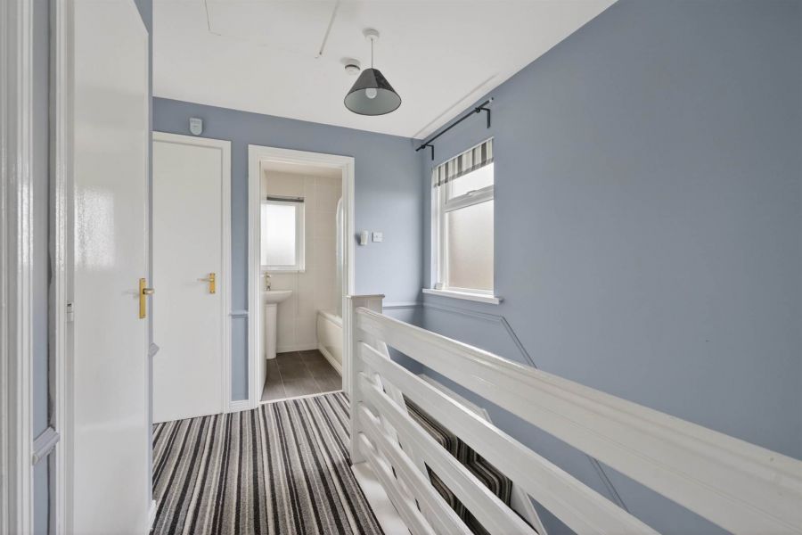 1 Cloverhill Park