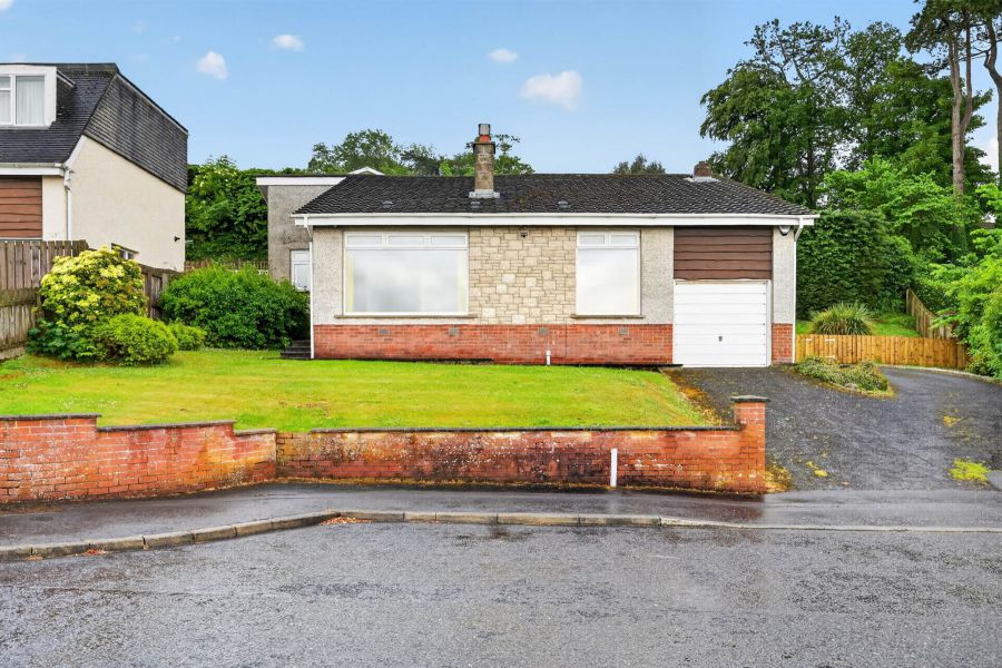 20 Strathleven Park