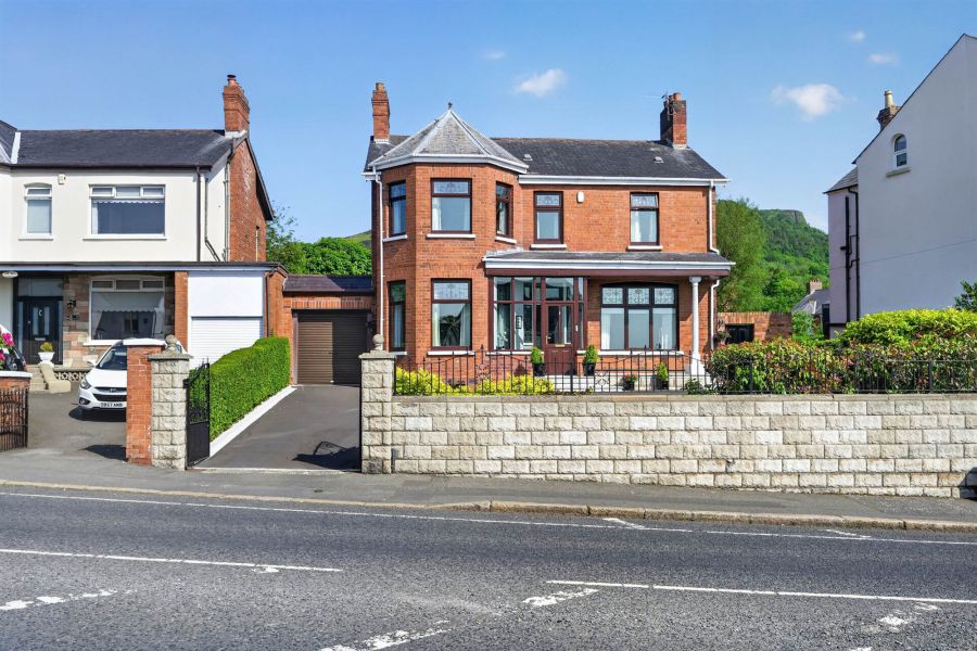69 North Circular Road, Antrim Road, Belfast, BT15 5FE
