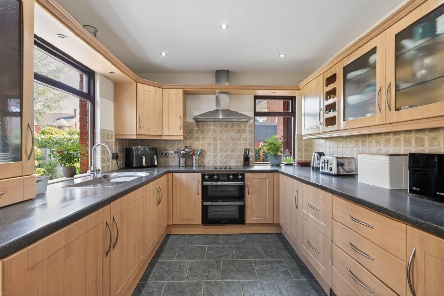 69 North Circular Road