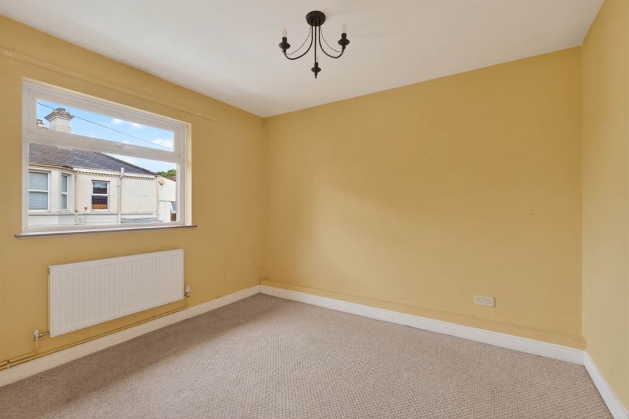 6 Wynfield Court