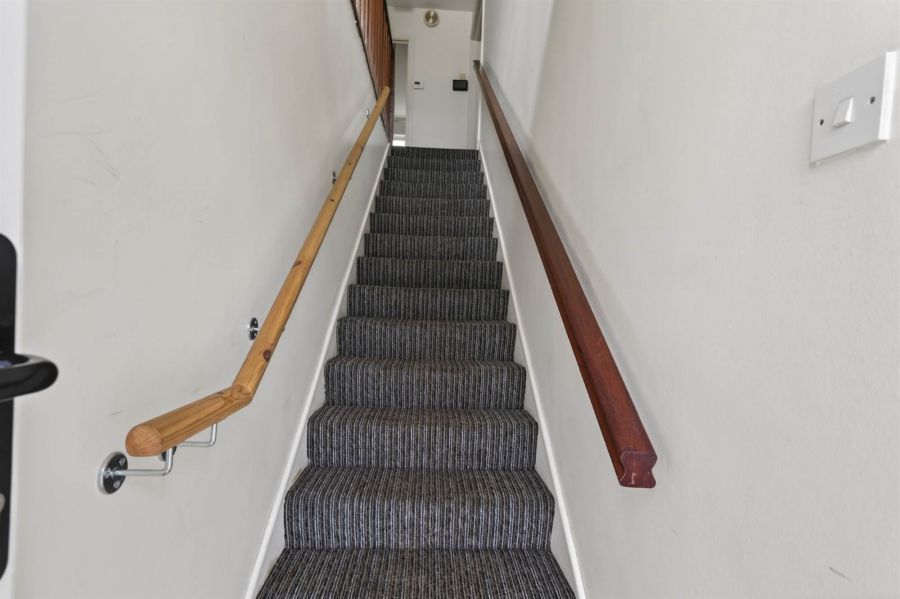 6 Wynfield Court