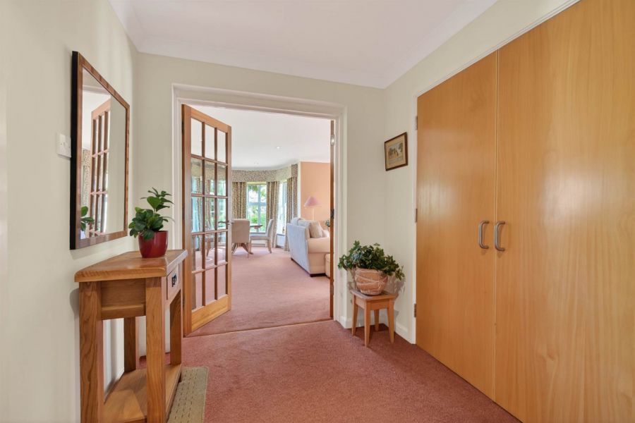 5 Bayside Apartments