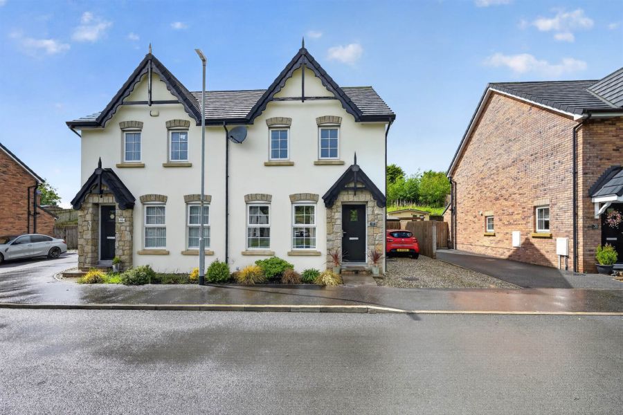 48 River Hill Road