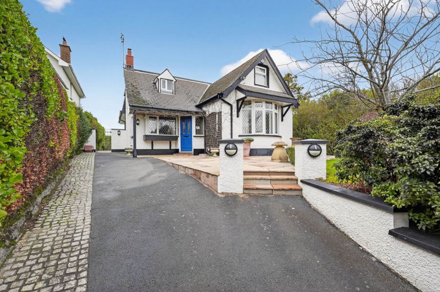 74 Crawfordsburn Road, Bangor West, BT19 1BE