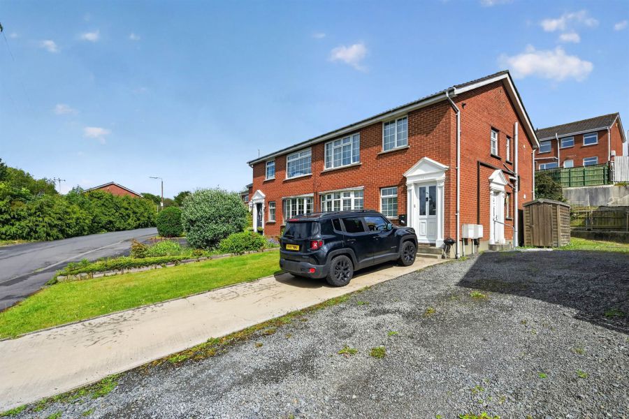 22 Strathearn Court