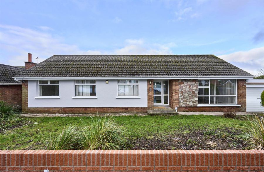 26 Craigdarragh Park
