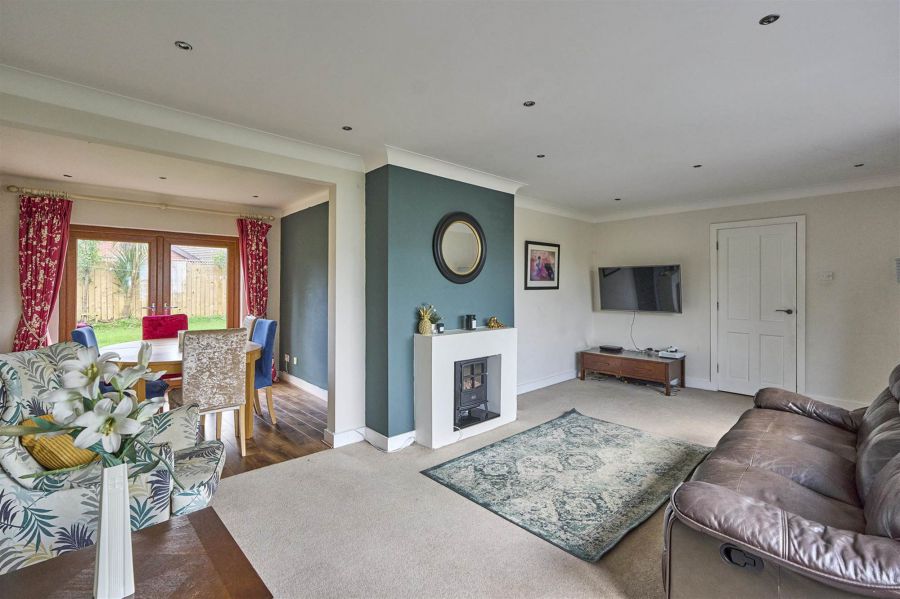 9 Meadow Park