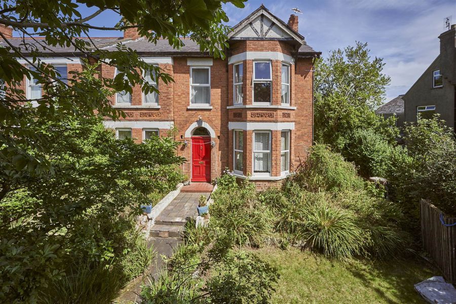 46 Bryansburn Road