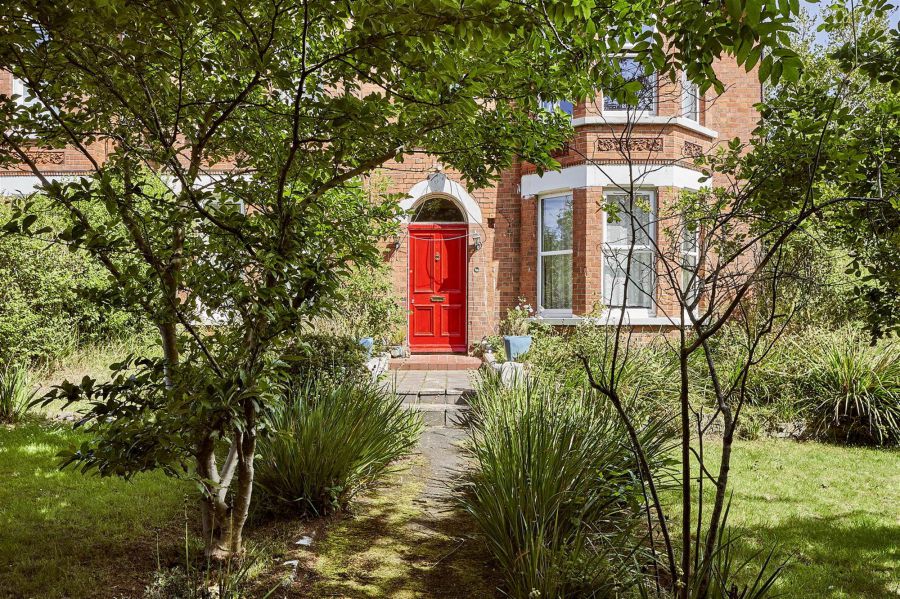46 Bryansburn Road