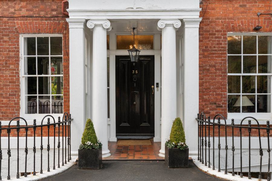 35 Victoria Road