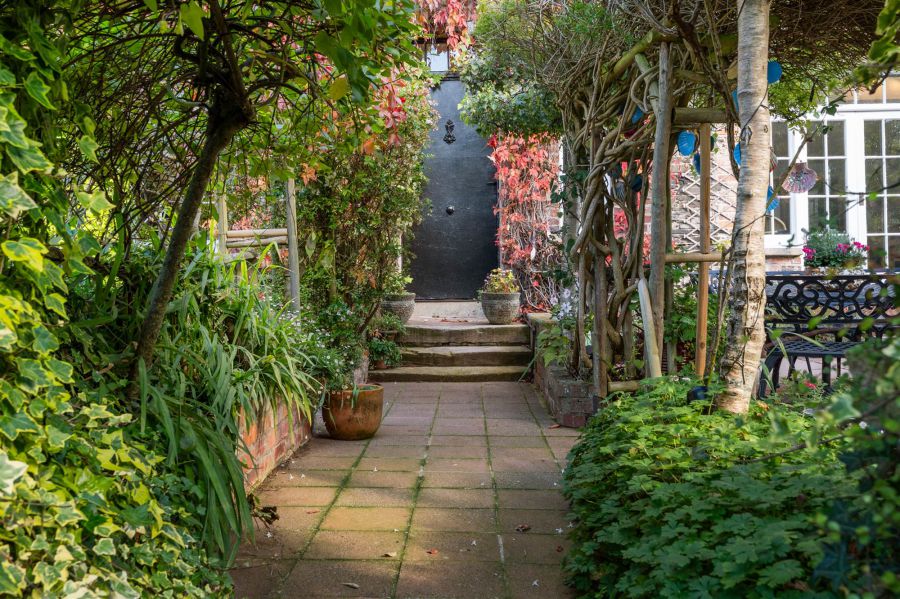 35 Victoria Road