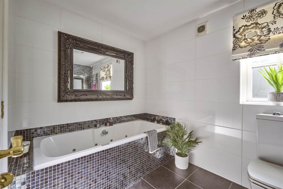 22c Downshire Road