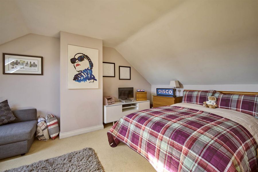22c Downshire Road
