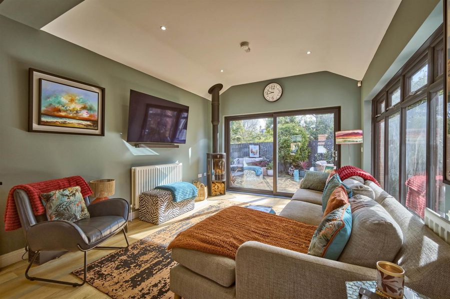 22c Downshire Road