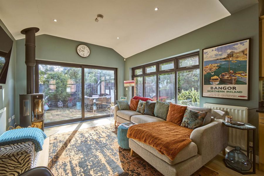 22c Downshire Road