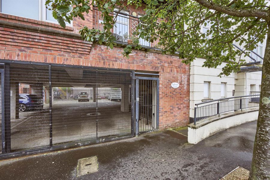 10 Sullivan Court