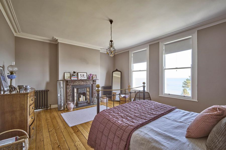 6 Pickie Terrace