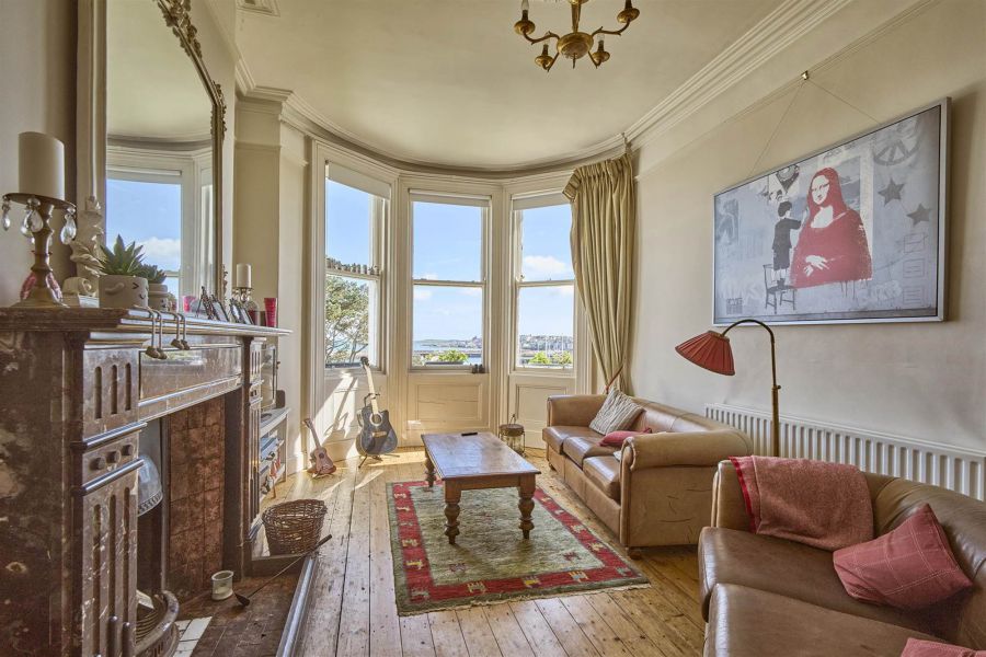 6 Pickie Terrace