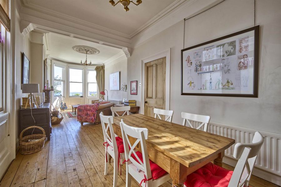 6 Pickie Terrace