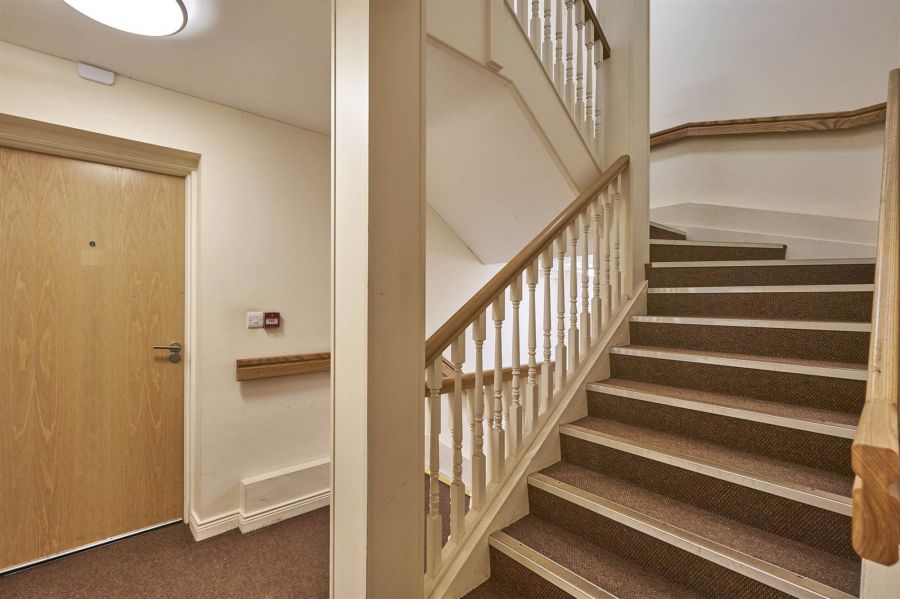 Apt 7 1C Ormiston Crescent