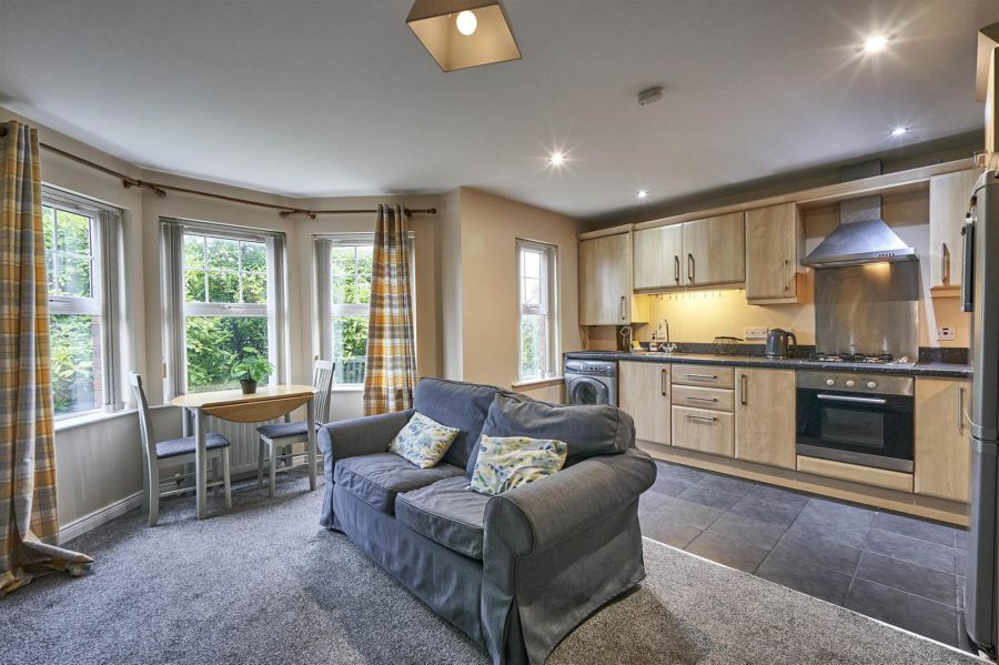 Apt 7 1C Ormiston Crescent