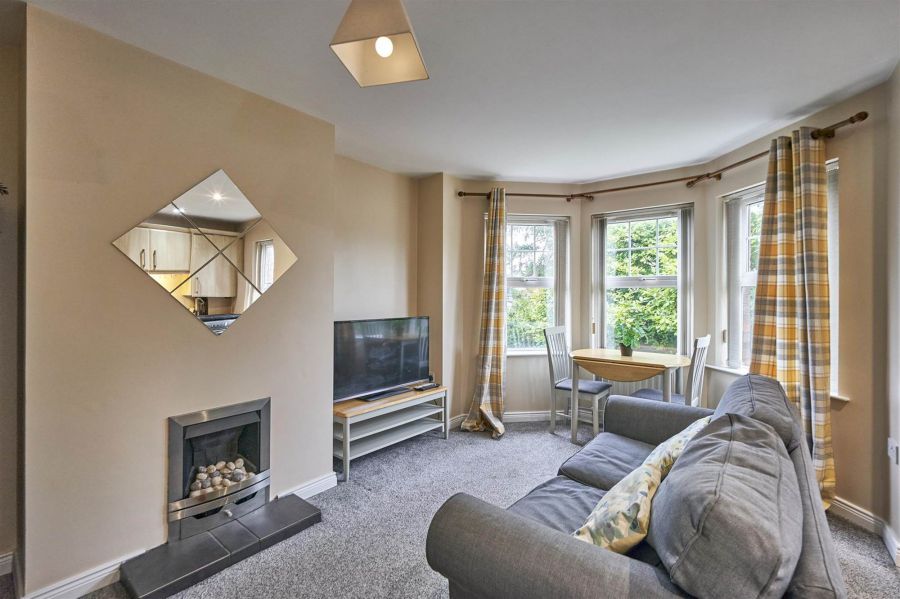 Apt 7 1C Ormiston Crescent